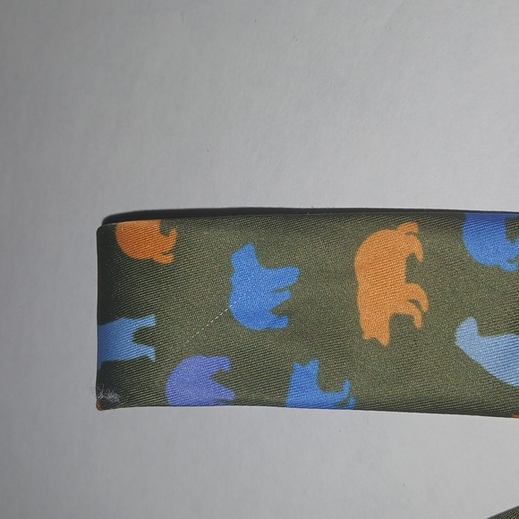 Animal forest boys tie with bear theme multi color  nwt - Picture 5 of 6